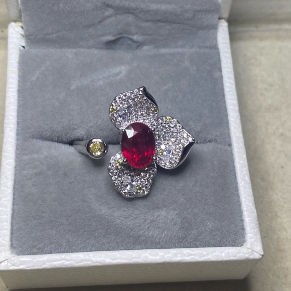 Unique Designer Natural Myanmar Ruby Ring - Picture 11 of 15